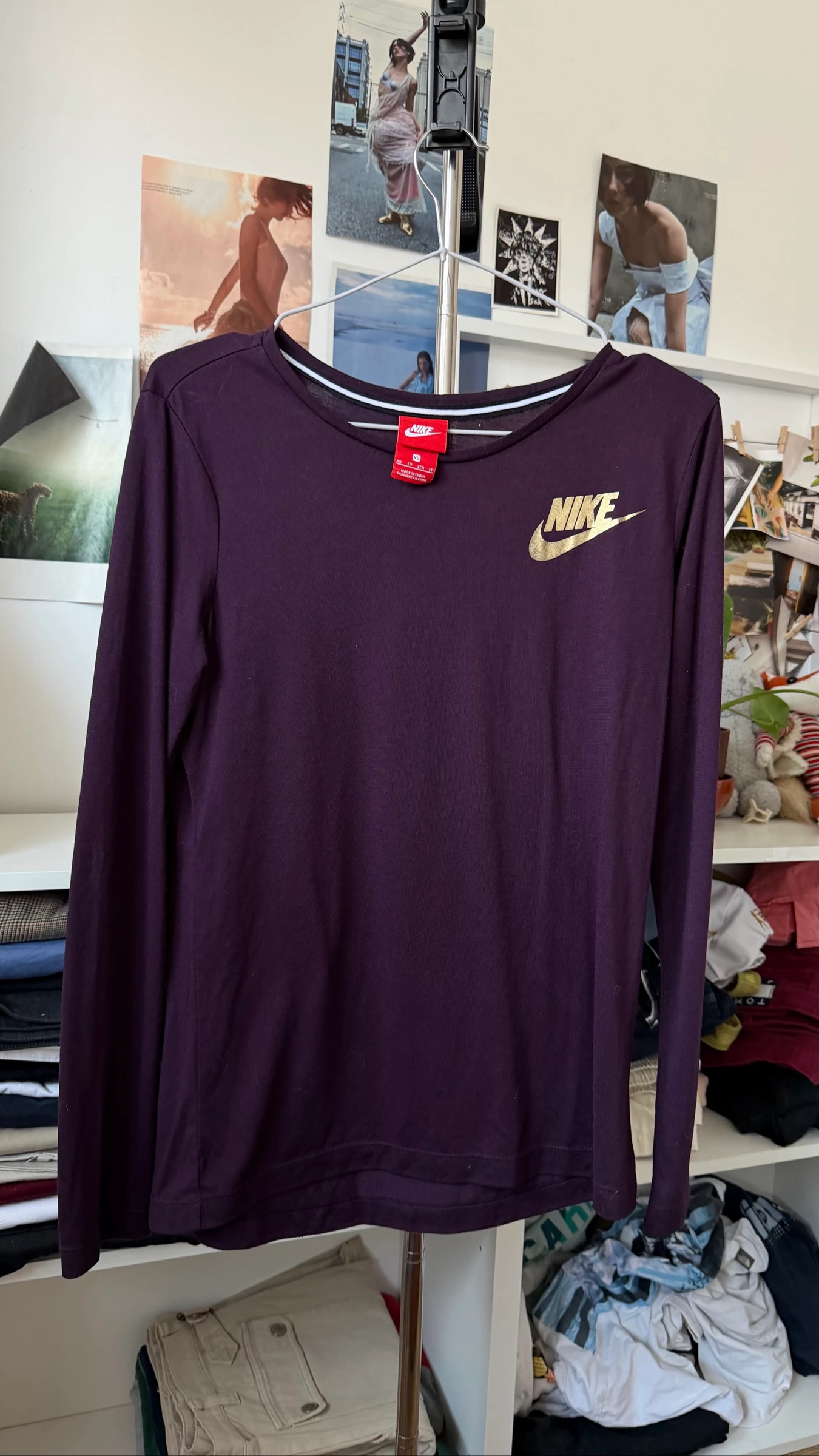 Camiseta Nike de manga larga morada talla XS
